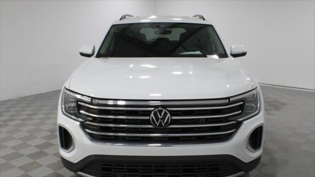 2025 Volkswagen Atlas SE
