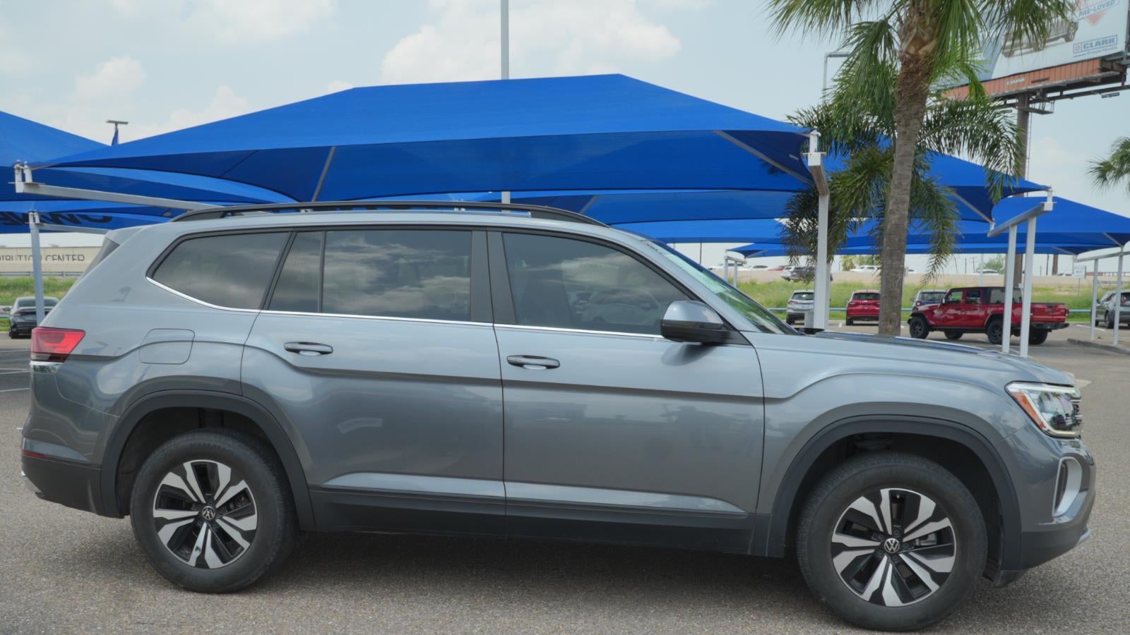 2024 Volkswagen Atlas SE