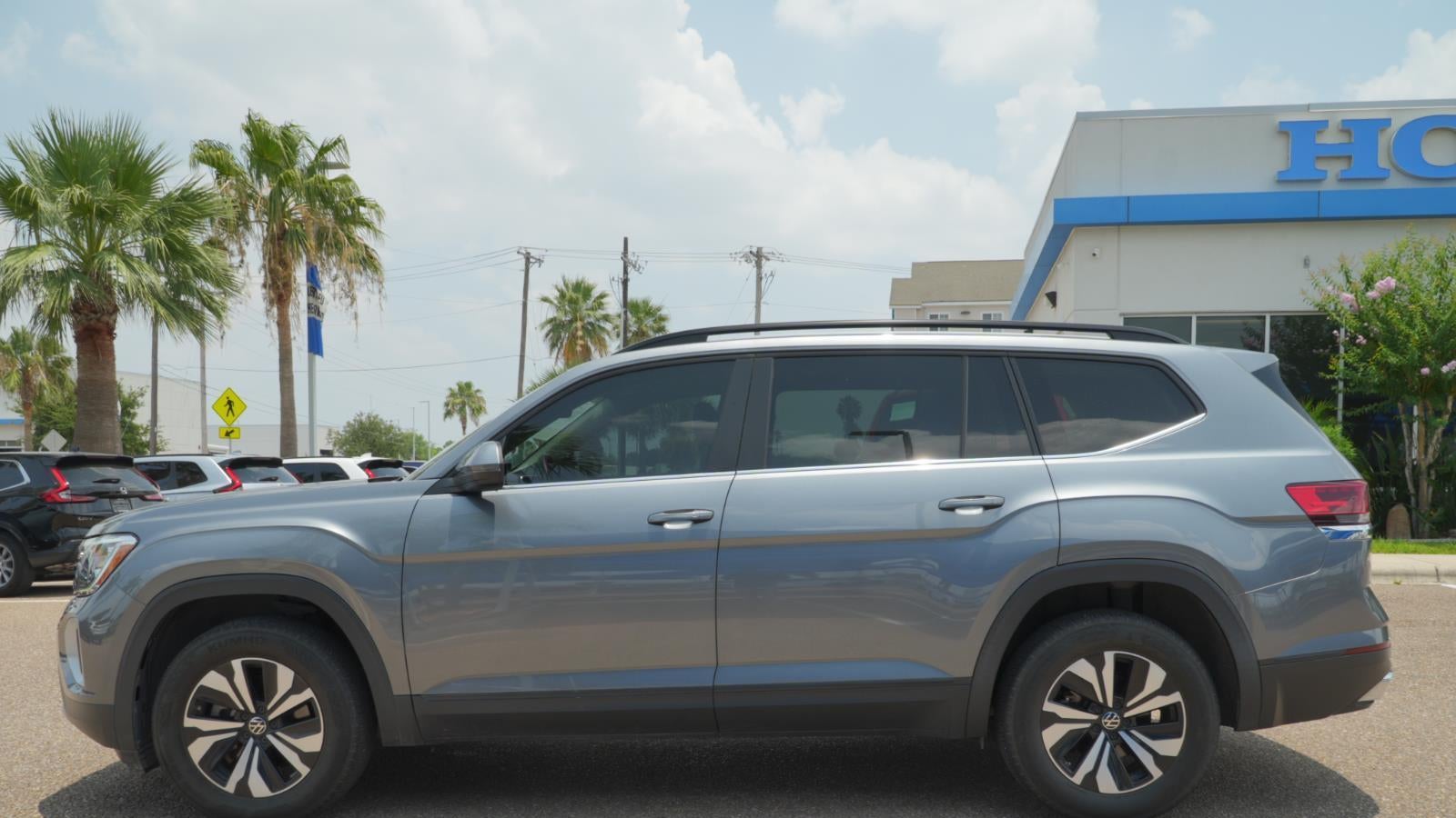 2024 Volkswagen Atlas SE