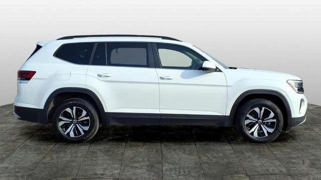 2024 Volkswagen Atlas SE