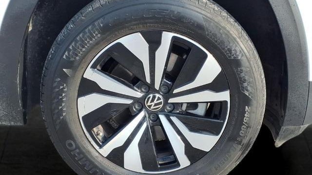 2024 Volkswagen Atlas SE