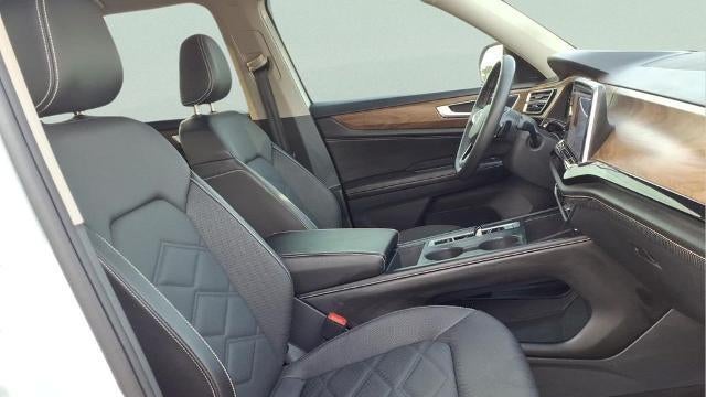 2024 Volkswagen Atlas SE