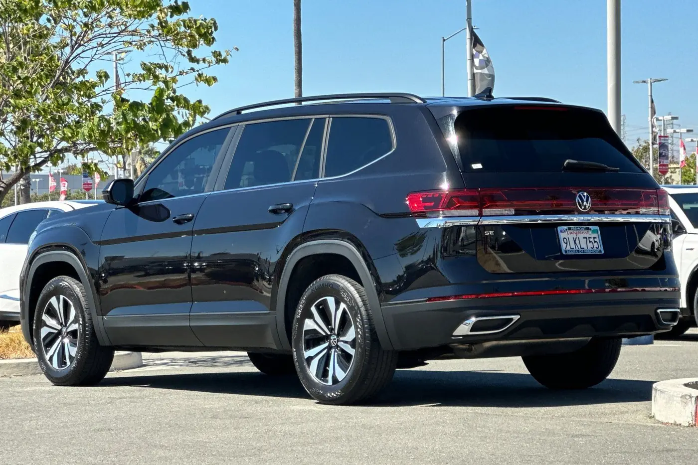 2024 Volkswagen Atlas - $25,788