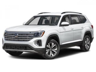 2024 Volkswagen Atlas with Silver Mist Metallic Exterior
