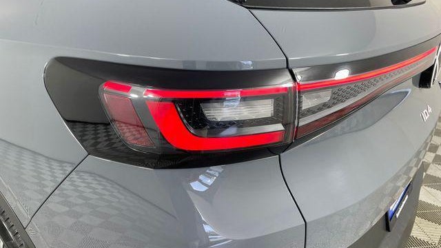 2024 Volkswagen ID 4  Pro