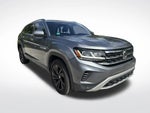 2020 Atlas Cross Sport Thumbnail 2