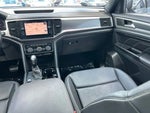 2020 Atlas Cross Sport Thumbnail 10