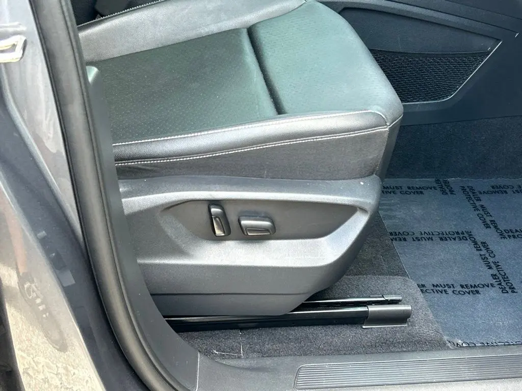2020 Volkswagen Atlas - $16,397