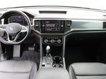 2020 Atlas Cross Sport Thumbnail 17