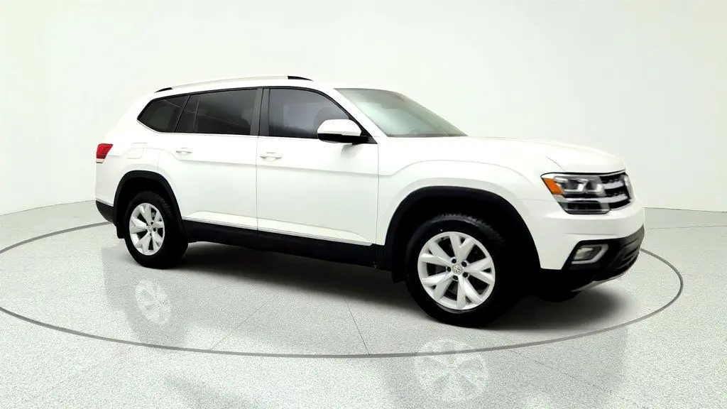 2018 Volkswagen Atlas - $15,495