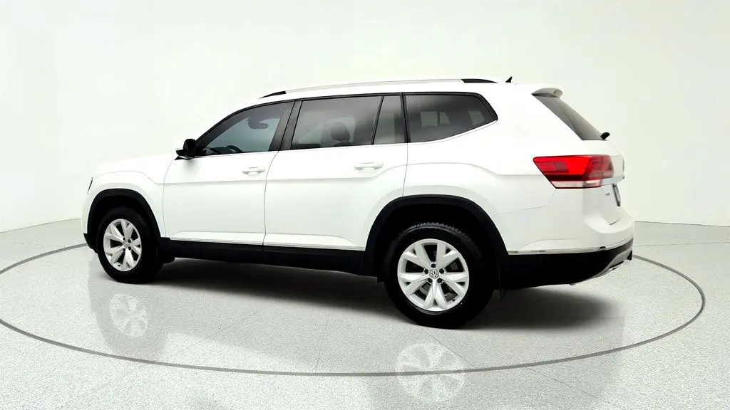 2018 Volkswagen Atlas - $15,495