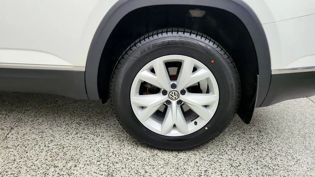 2018 Volkswagen Atlas - $15,495