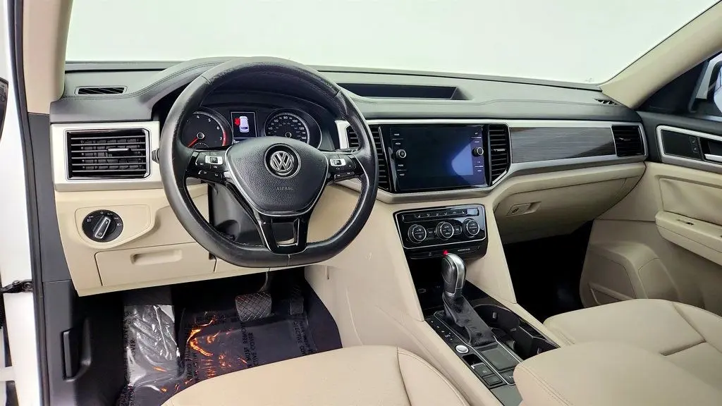 2018 Volkswagen Atlas - $15,495