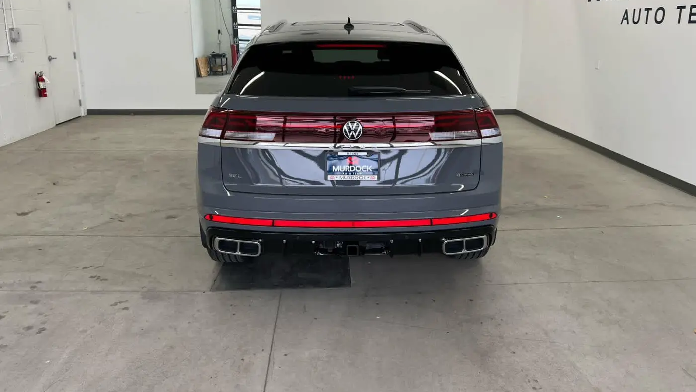 2026 Volkswagen Atlas Cross Sport SEL Premium R-Line 4Motion