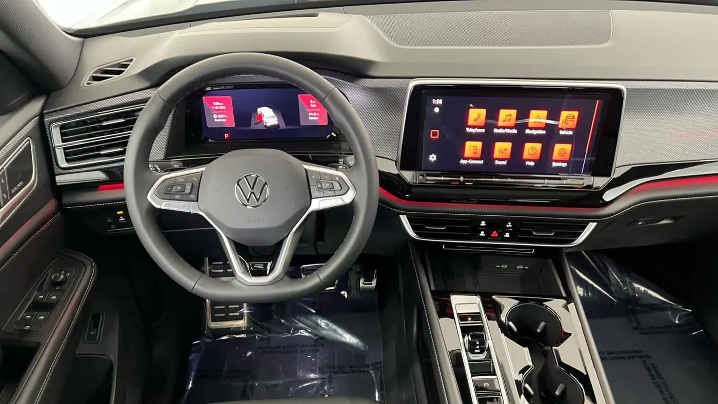 2026 Volkswagen Atlas Cross Sport SEL Premium R-Line 4Motion