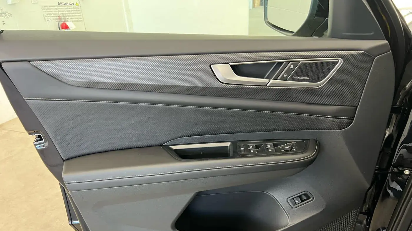 2026 Volkswagen Atlas Cross Sport SEL Premium R-Line 4Motion