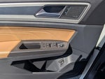 2022 Atlas Cross Sport Thumbnail 33