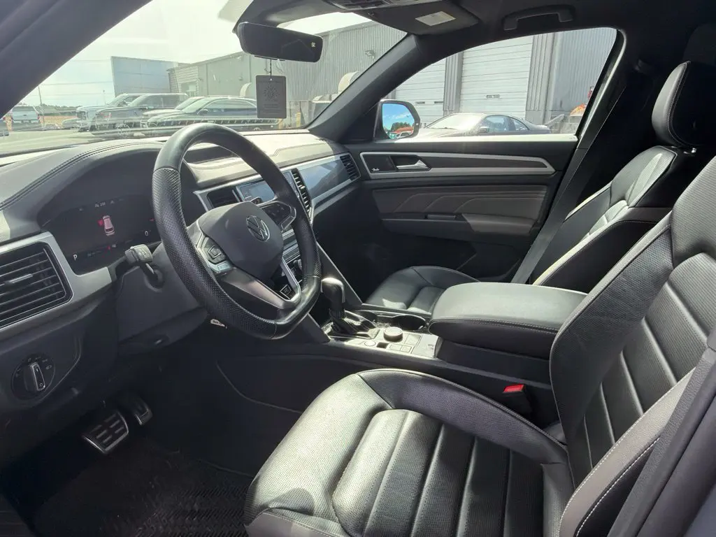 2023 Volkswagen Atlas - $29,200