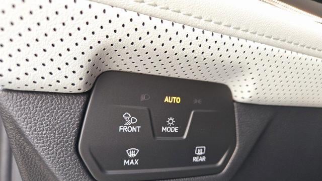 2025 Volkswagen Atlas Cross Sport SEL Premium R-Line 4Motion
