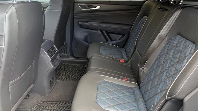 2025 Volkswagen Atlas Cross Sport SEL Premium R-Line 4Motion
