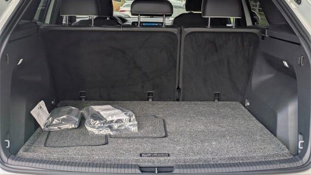 2025 Volkswagen Atlas Cross Sport SEL Premium R-Line 4Motion