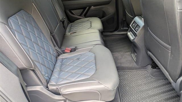 2025 Volkswagen Atlas Cross Sport SEL Premium R-Line 4Motion