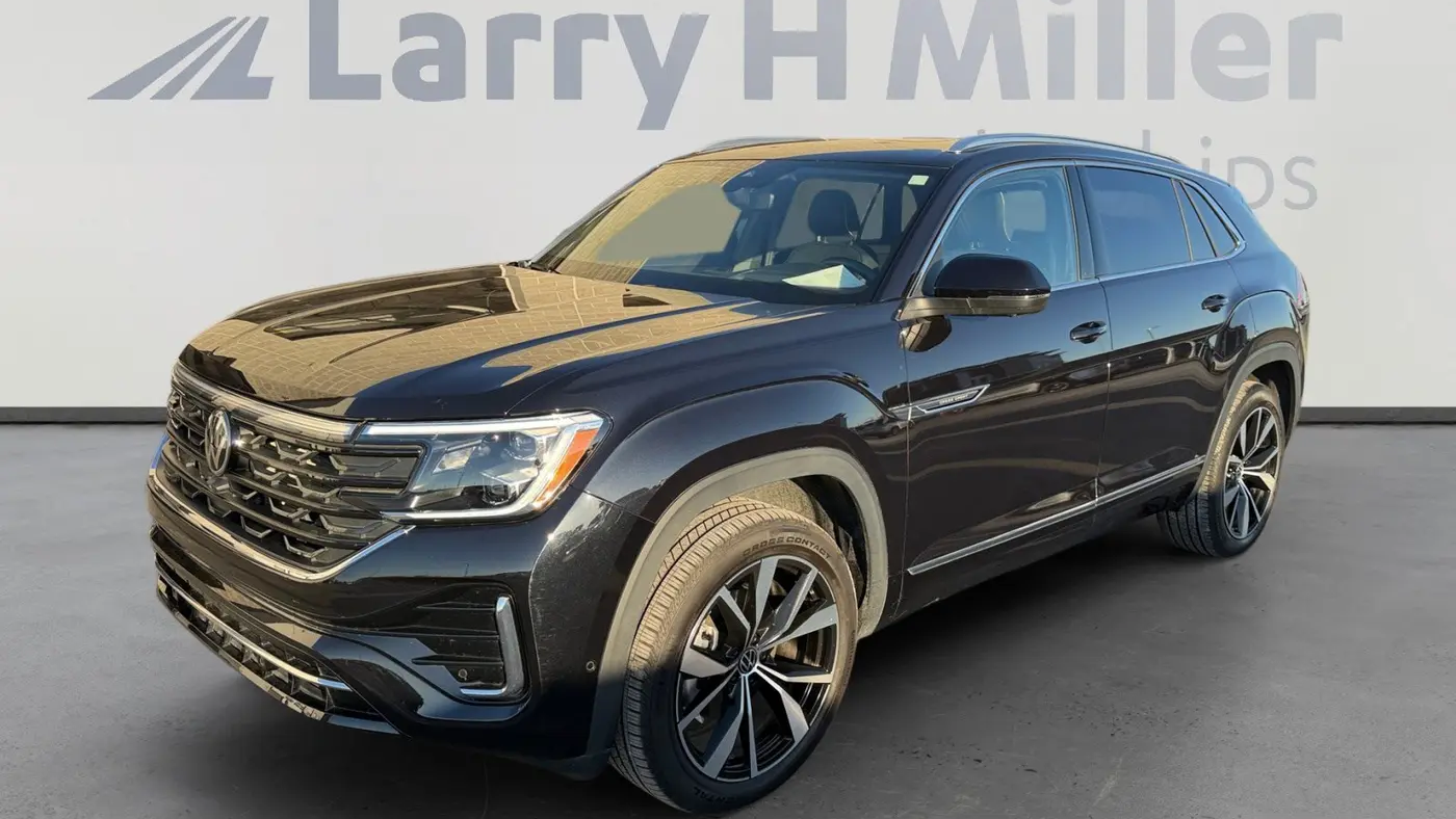 Preowned 2025 Volkswagen Atlas Cross Sport SEL Premium R-Line 4Motion for Sale