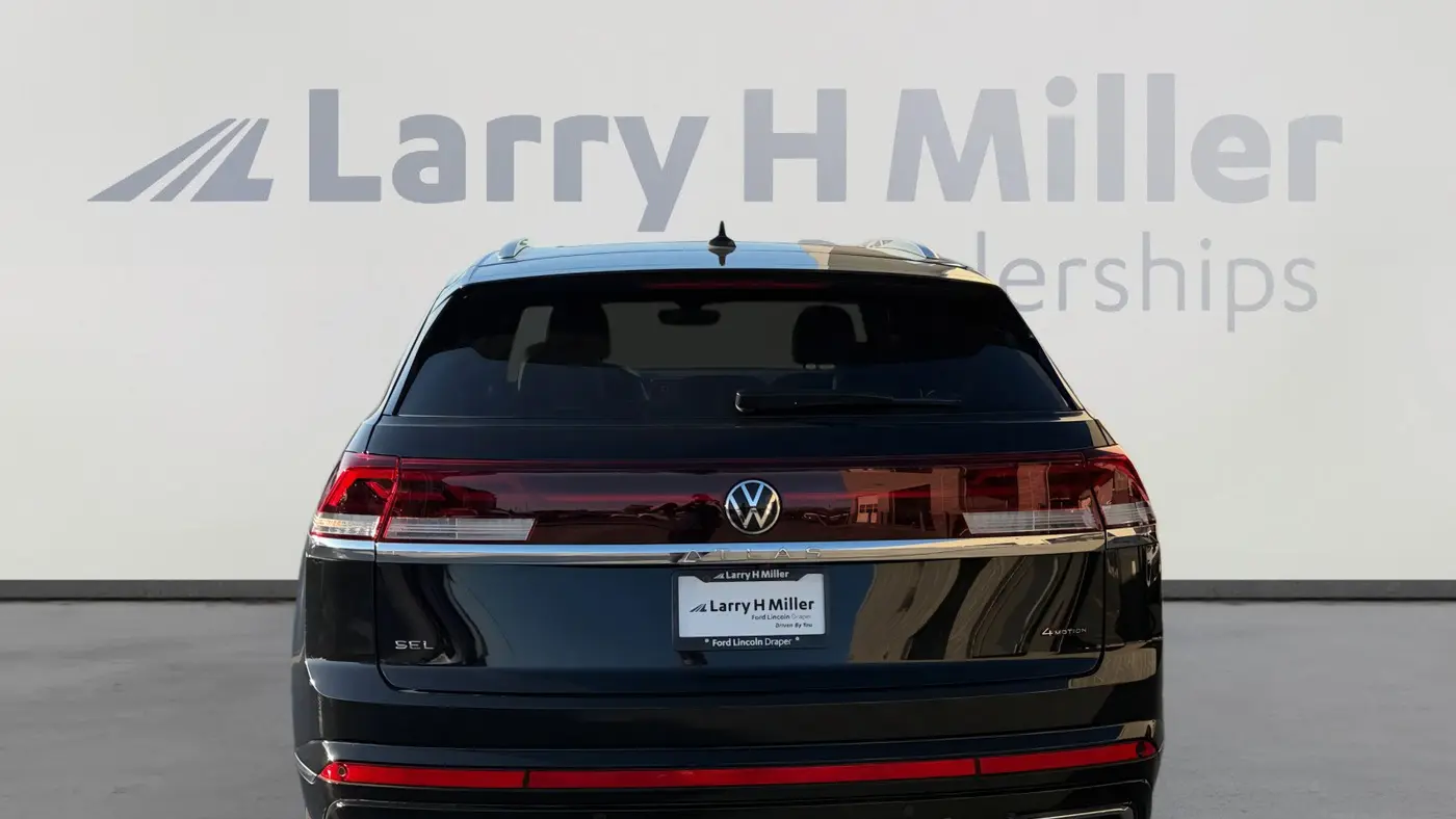 2025 Volkswagen Atlas Cross Sport SEL Premium R-Line 4Motion