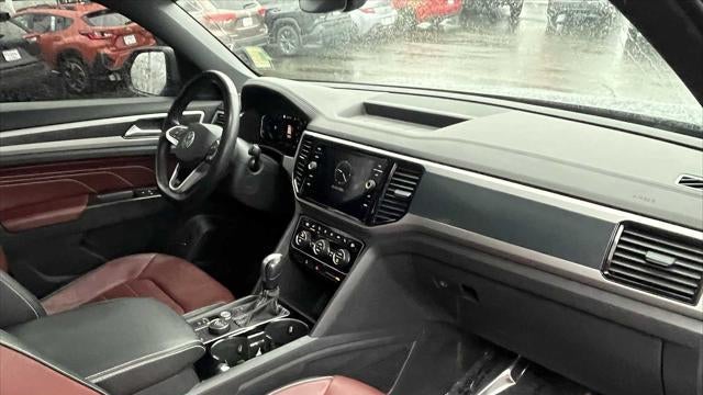 2023 Volkswagen Atlas Cross Sport V6 SEL Premium R-Line 4Motion