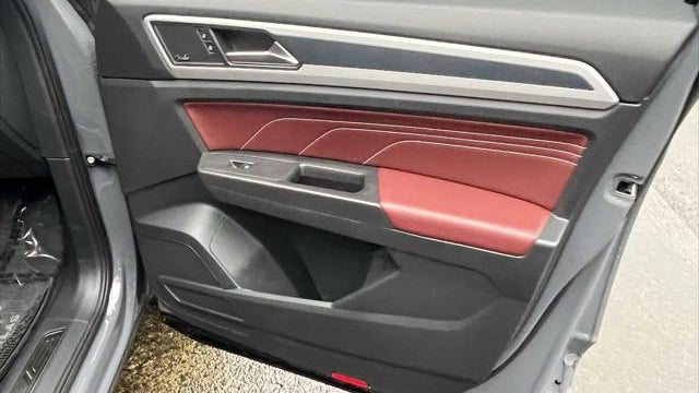 2023 Volkswagen Atlas Cross Sport V6 SEL Premium R-Line 4Motion