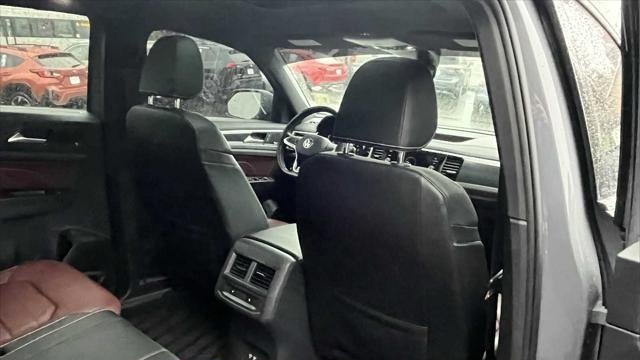 2023 Volkswagen Atlas Cross Sport V6 SEL Premium R-Line 4Motion