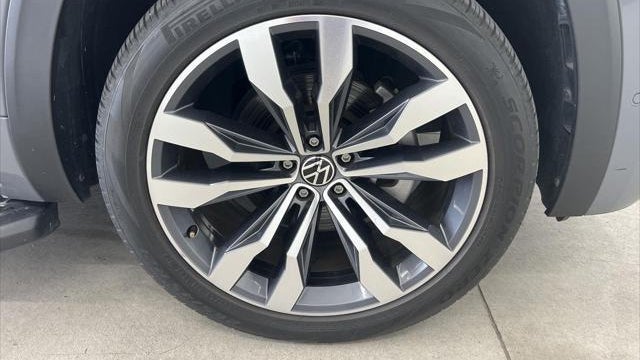 2023 Volkswagen Atlas Cross Sport V6 SEL Premium R-Line 4Motion