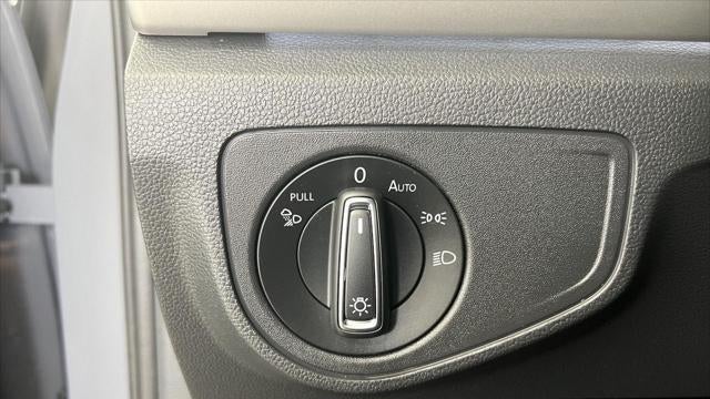 2023 Volkswagen Atlas Cross Sport V6 SEL Premium R-Line 4Motion