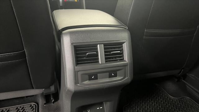 2023 Volkswagen Atlas Cross Sport V6 SEL Premium R-Line 4Motion