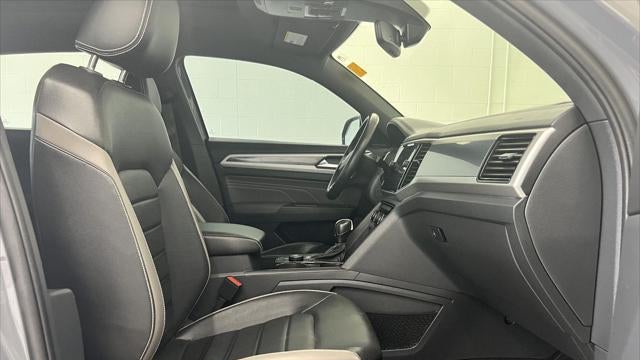 2023 Volkswagen Atlas Cross Sport V6 SEL Premium R-Line 4Motion