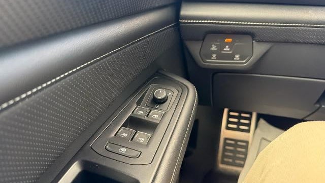 2024 Volkswagen Atlas Cross Sport SEL Premium R-Line 4Motion