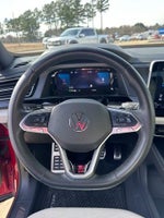 2025 Atlas Cross Sport Thumbnail 13