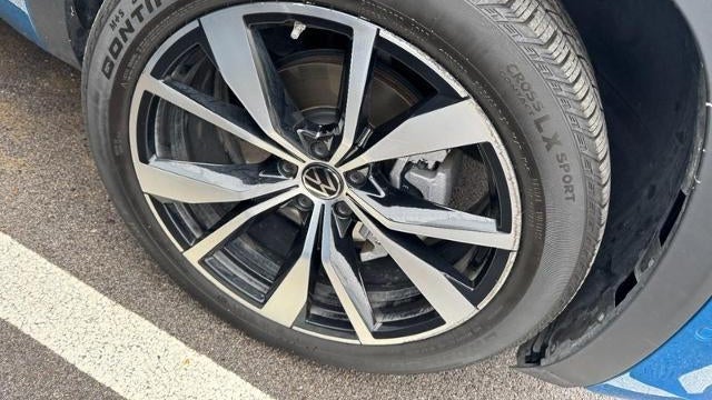 2025 Volkswagen Atlas Cross Sport SEL Premium R-Line 4Motion
