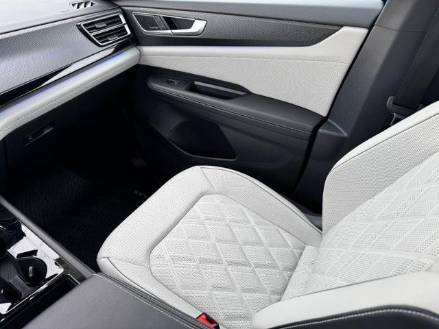 2025 Volkswagen Atlas - $36,000