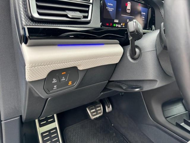 2025 Volkswagen Atlas - $36,000