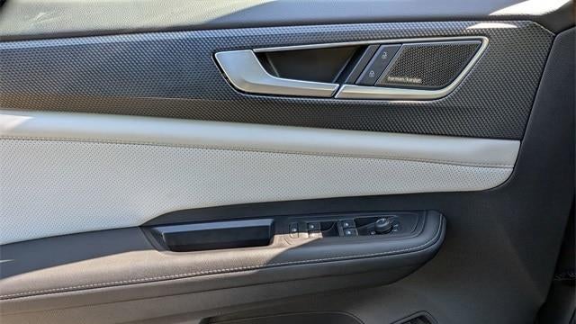 2025 Volkswagen Atlas Cross Sport SEL Premium R-Line 4Motion