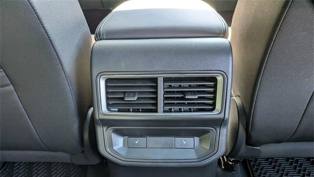 2025 Volkswagen Atlas Cross Sport SEL Premium R-Line 4Motion