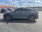 2025 Atlas Cross Sport Thumbnail 3