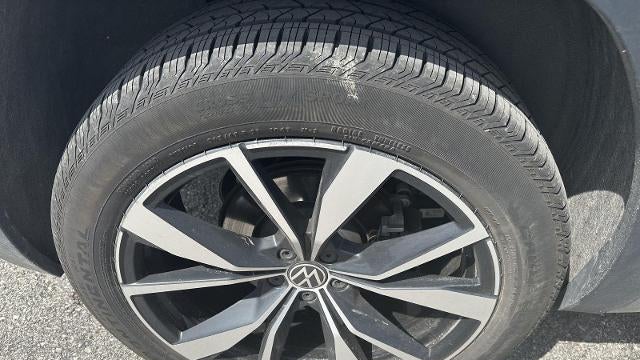 2025 Volkswagen Atlas Cross Sport SEL Premium R-Line 4Motion