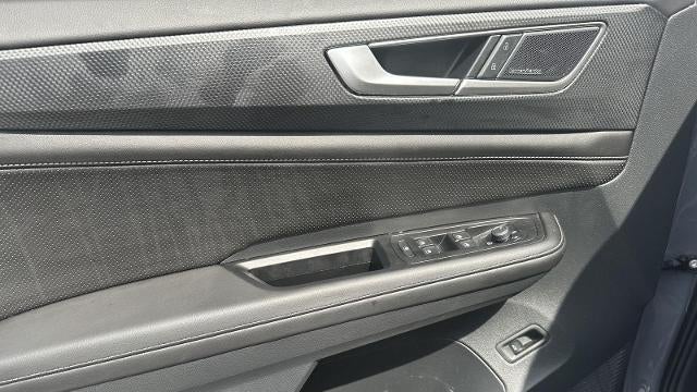 2025 Volkswagen Atlas Cross Sport SEL Premium R-Line 4Motion