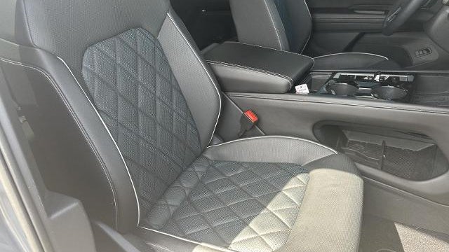 2025 Volkswagen Atlas Cross Sport SEL Premium R-Line 4Motion