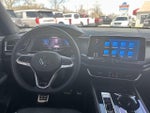 2025 Atlas Cross Sport Thumbnail 25