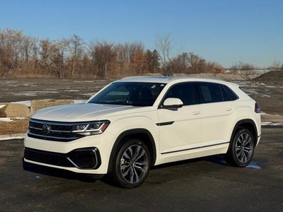 Photo of a 2021 Volkswagen Atlas Cross Sport AWD V6 SEL Premium R-LINE 4motion 4DR SUV for sale