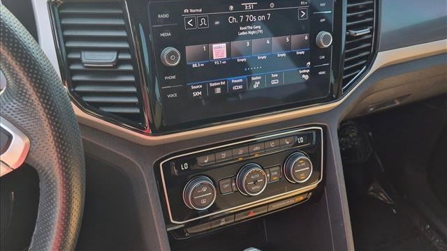 2023 Volkswagen Atlas Cross Sport V6 SEL Premium R-Line 4Motion