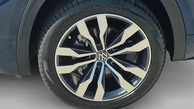 2023 Volkswagen Atlas Cross Sport V6 SEL Premium R-Line 4Motion